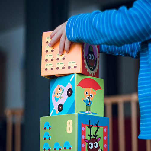 Pediatrics patient playing with blocks